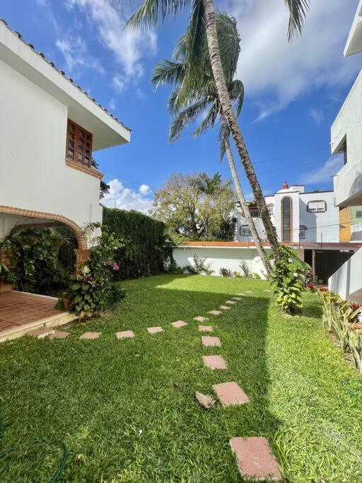 Beautiful Jungle House On A Strategic Location Cancún Exterior foto